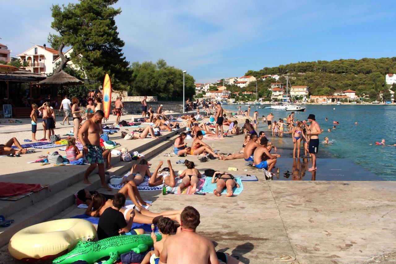Apartments And Rooms By The Sea Tisno, Murter - 5128 מראה חיצוני תמונה