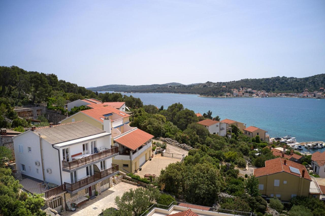 Apartments And Rooms By The Sea Tisno, Murter - 5128 מראה חיצוני תמונה