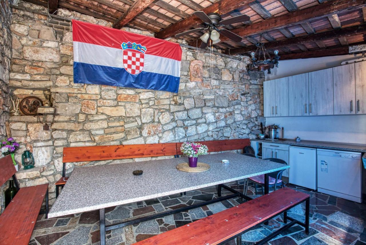 Apartments And Rooms By The Sea Tisno, Murter - 5128 מראה חיצוני תמונה