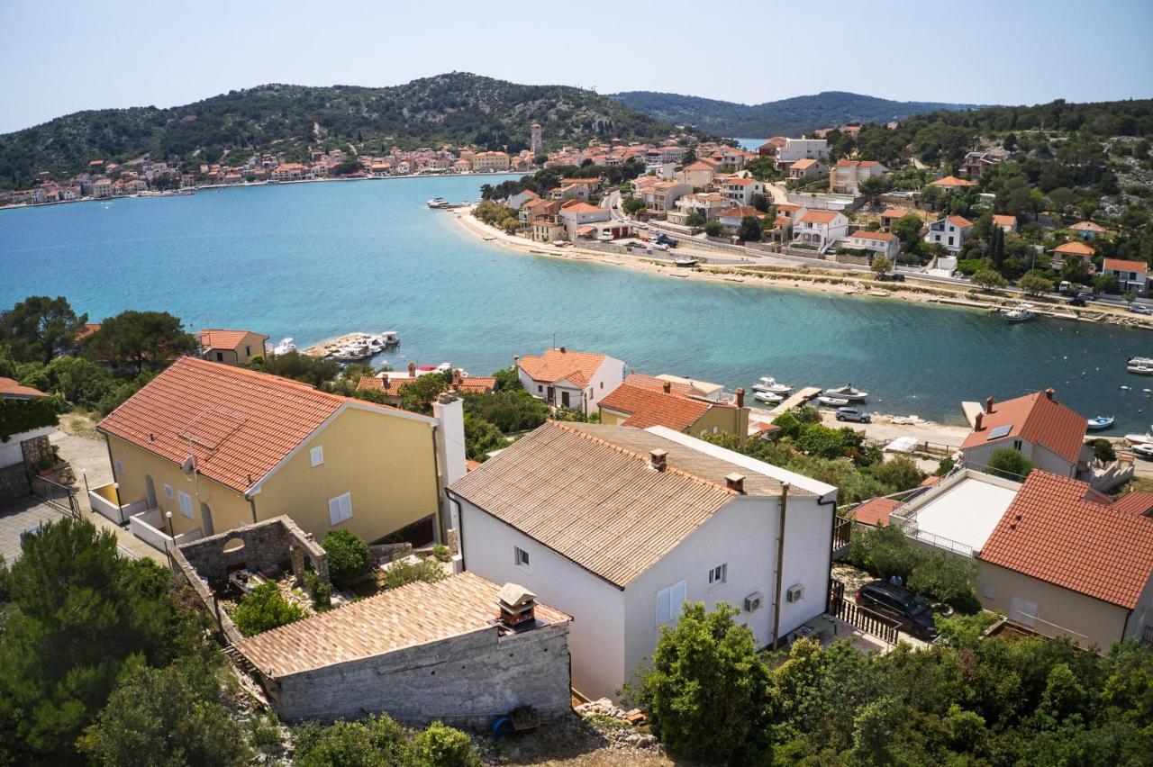 Apartments And Rooms By The Sea Tisno, Murter - 5128 מראה חיצוני תמונה