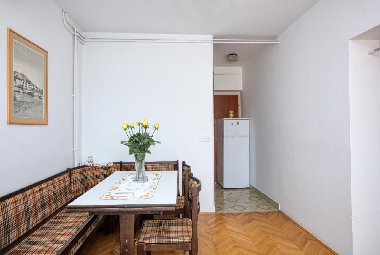 Apartments And Rooms By The Sea Tisno, Murter - 5128 מראה חיצוני תמונה