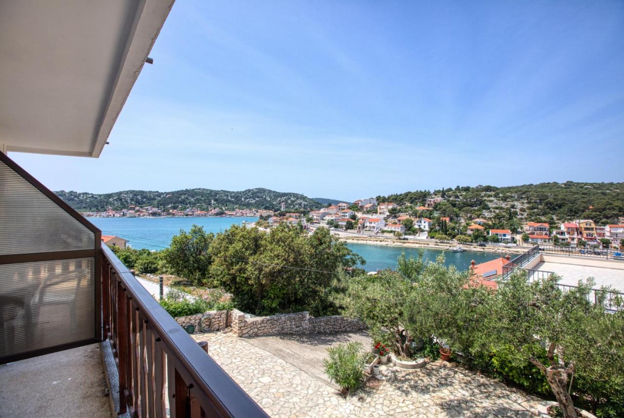Apartments And Rooms By The Sea Tisno, Murter - 5128 מראה חיצוני תמונה