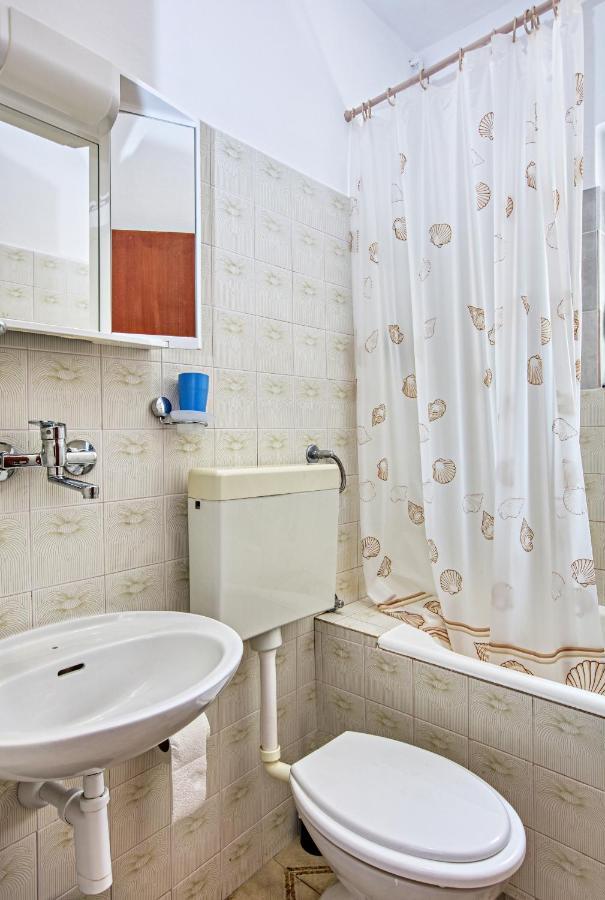 Apartments And Rooms By The Sea Tisno, Murter - 5128 מראה חיצוני תמונה